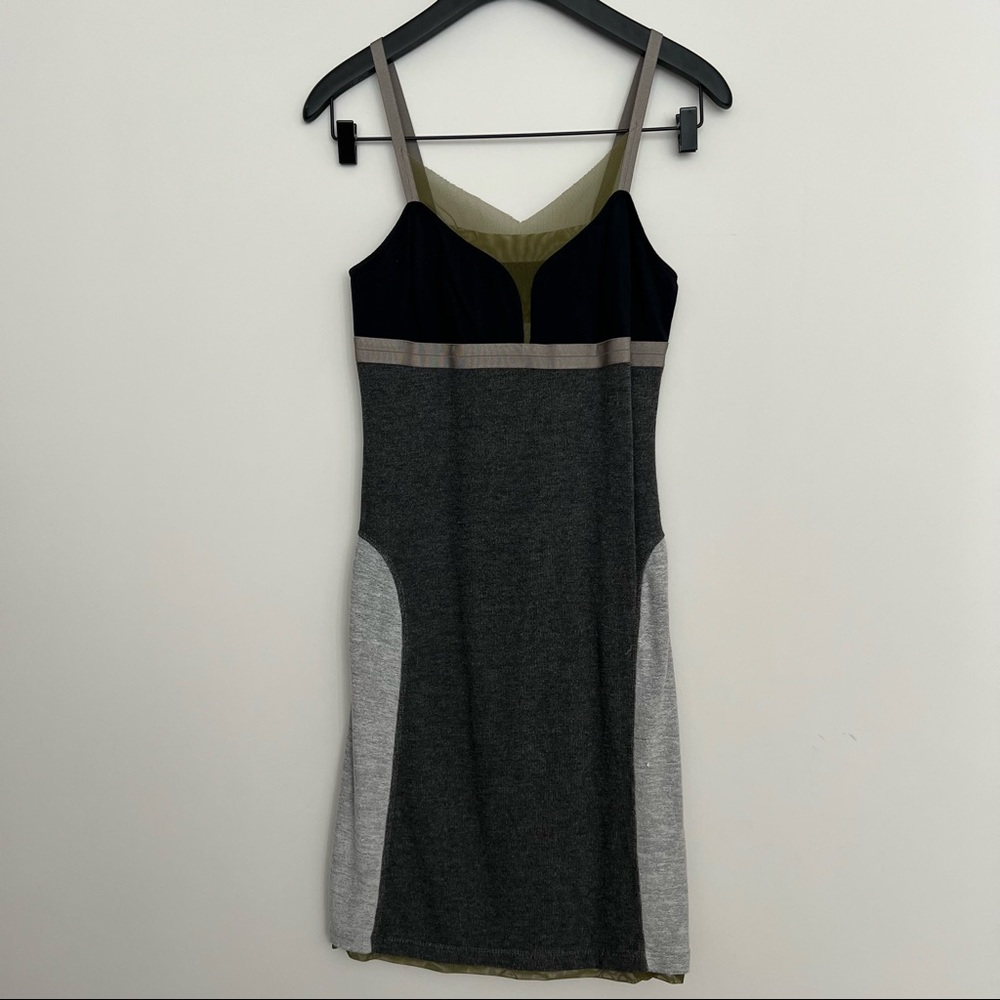 VPL • Bodycon Colourblock Panel Dress